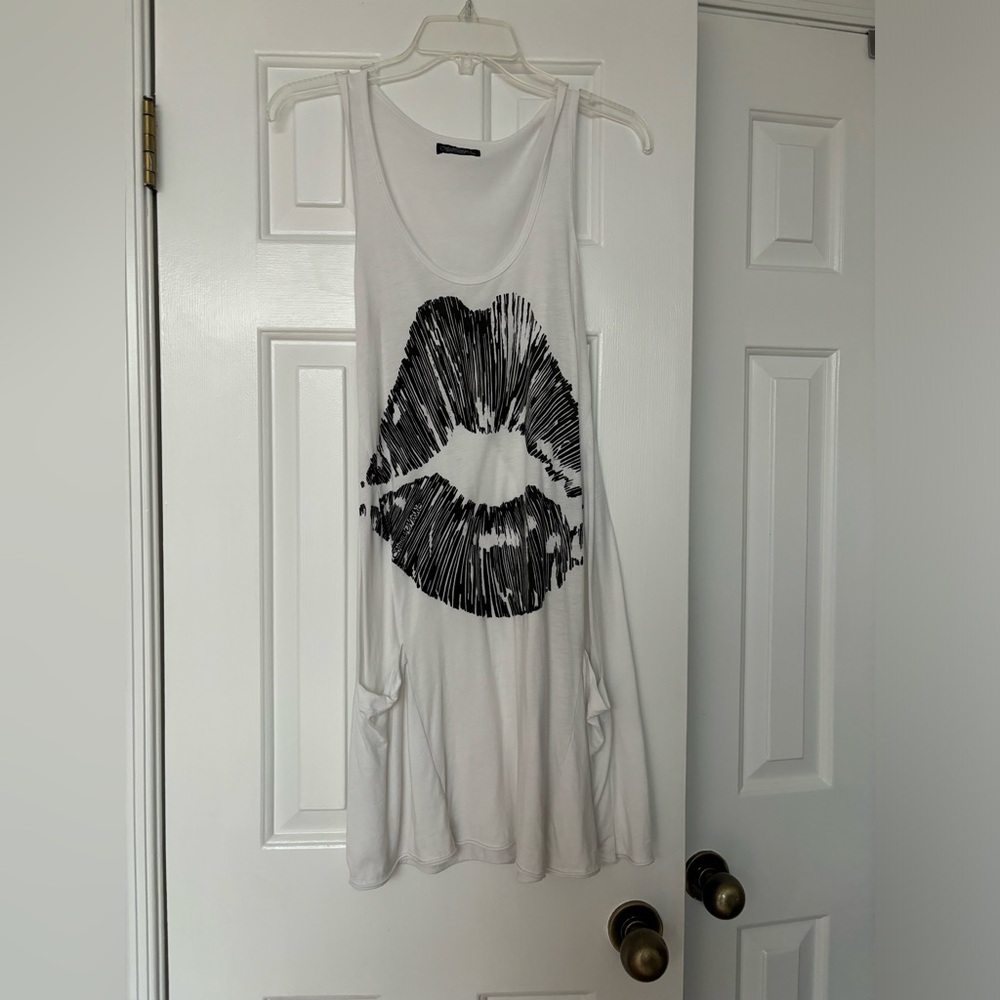Lauren Moshi Black and White Kiss Dress